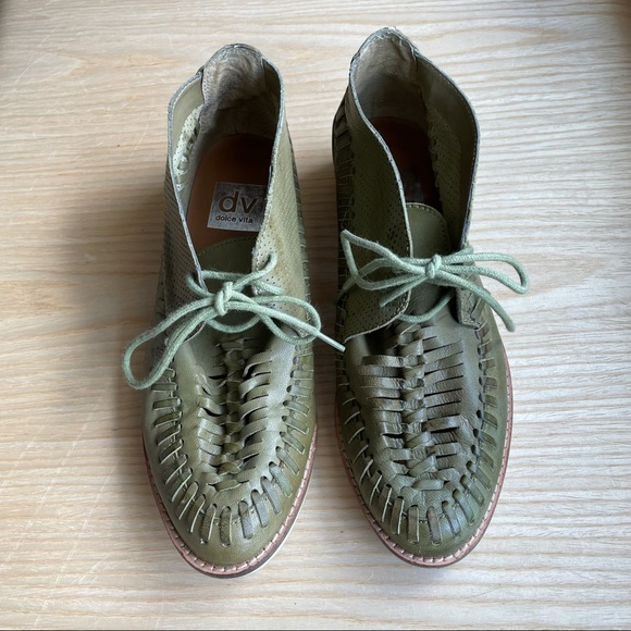 Dolce Vita | Weaved Oxfords in Olive Green - Picture 2 of 4